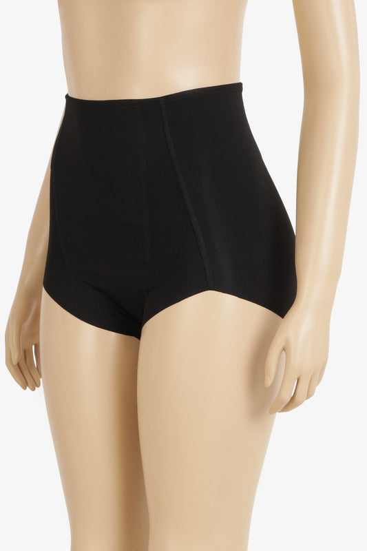 شورت قصير عالي الخصر مقطوع بالليزر