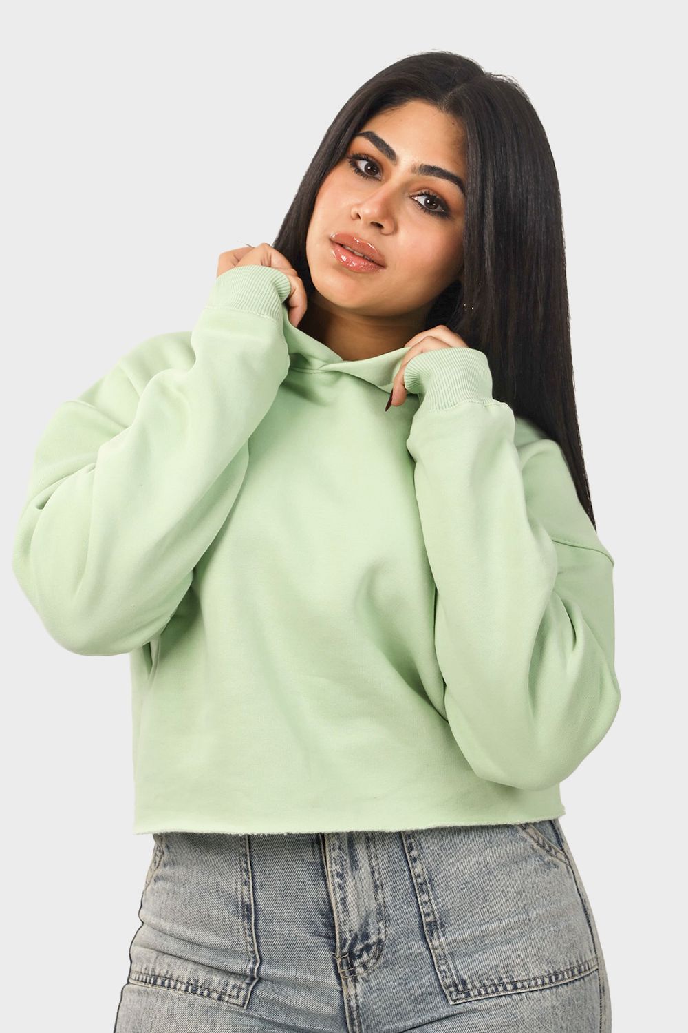Unfinished Style Cropped Hoodie - هودي قصير بتصميم غير مكتمل