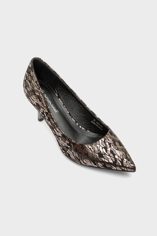 حذاء سواريه عالي الكعب بمقدمة مدببة