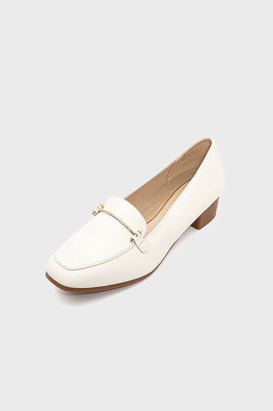 حذاء سهل الارتداء بمقدمة مربعة الشكل