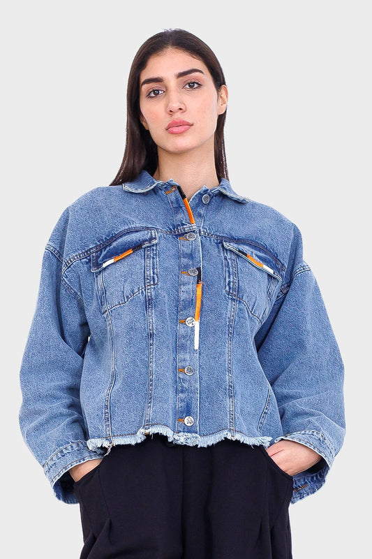 جاكيت جينز بظهر مطبوع