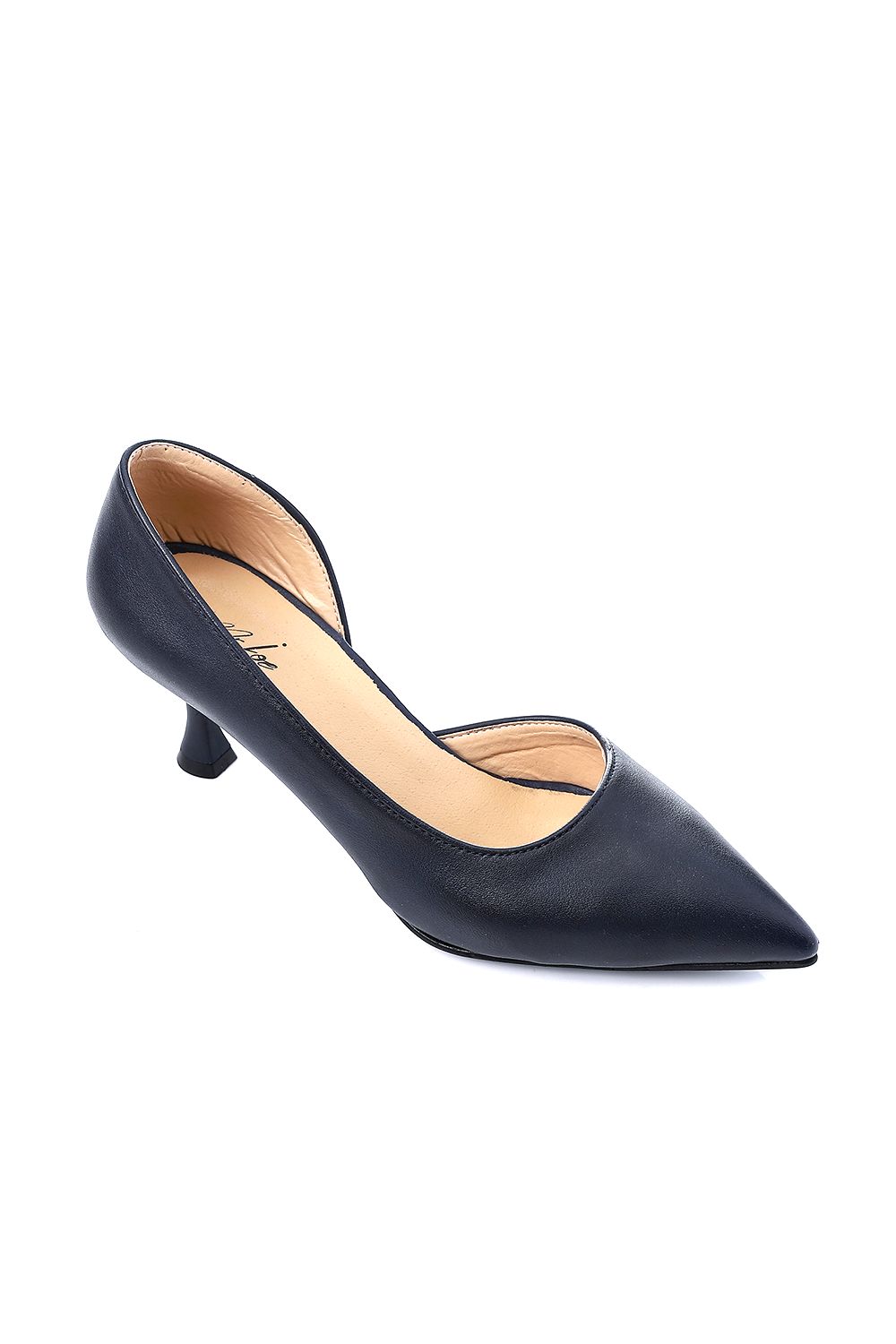 Fashionable Kitten Heeled Shoes