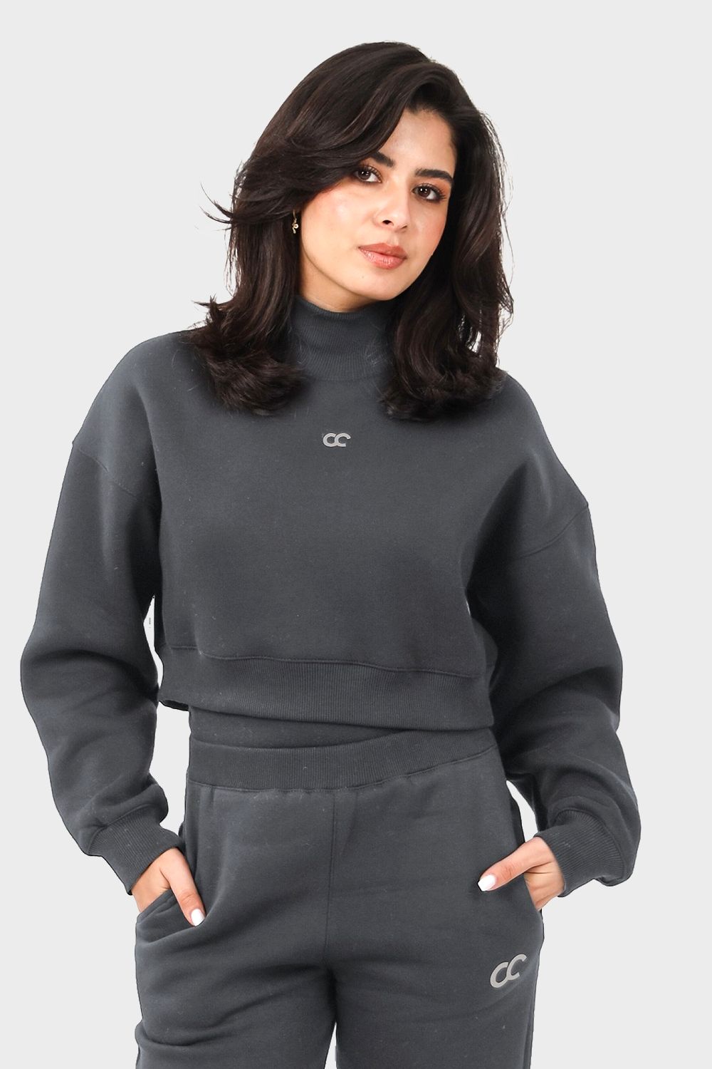 High Neck Crop Sweatshirt - سويت شيرت قصير برقبة عالية