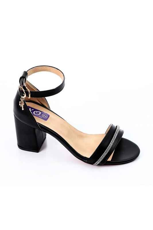 صندل بحزام ماسي