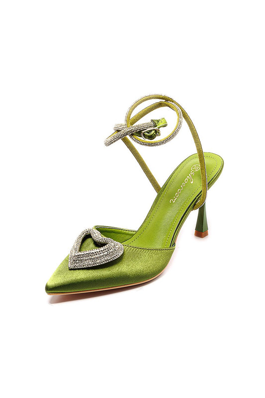 حذاء سواريه بكعب عالي مزين بقلب ستراس