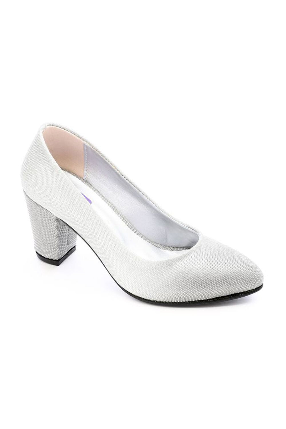 حذاء أنيق بكعب عالي