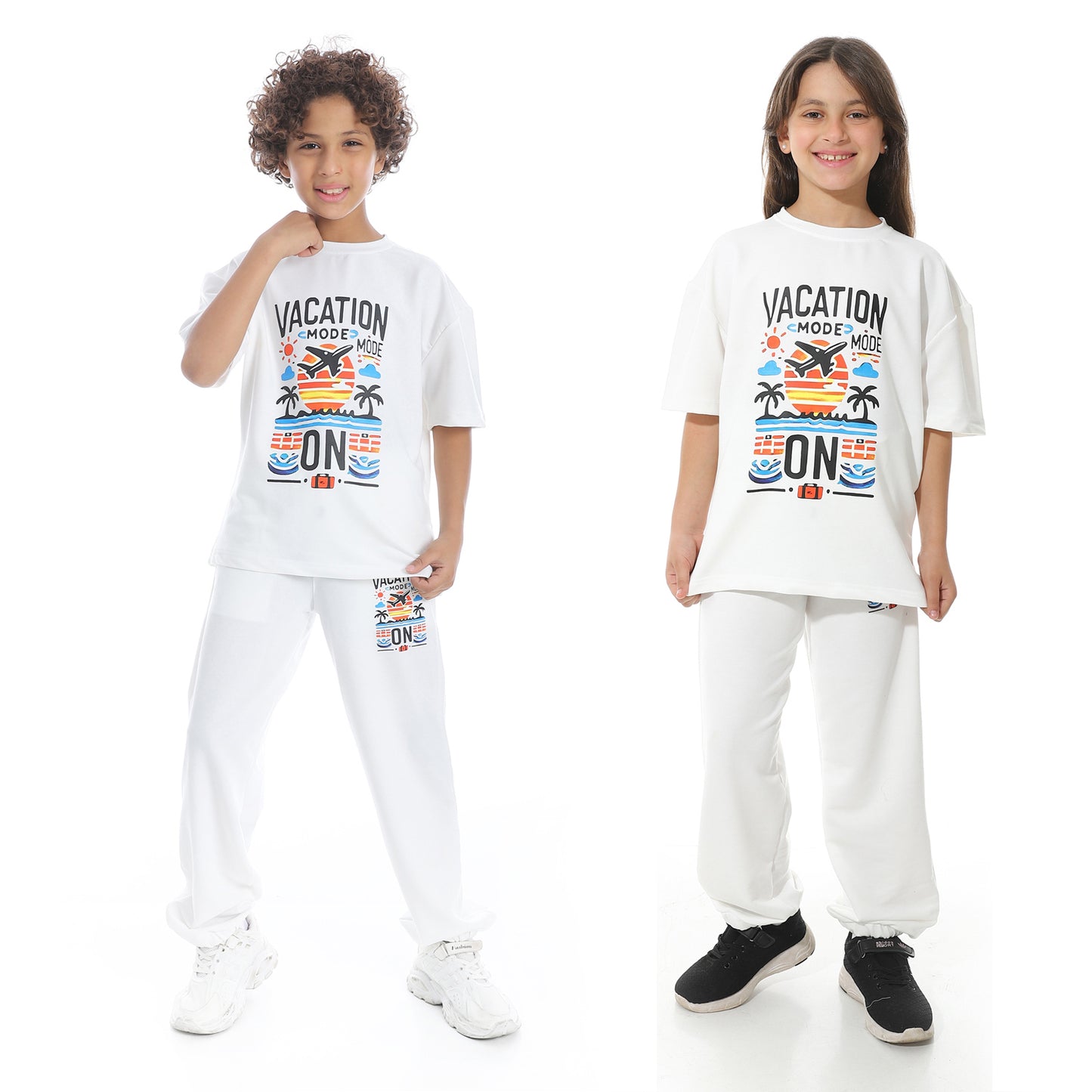 "Vacation On" Printed Pajama Set for Kids