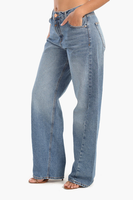 Effortless Wide Leg Jeans
