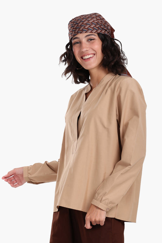 قميص بياقة ماندرين