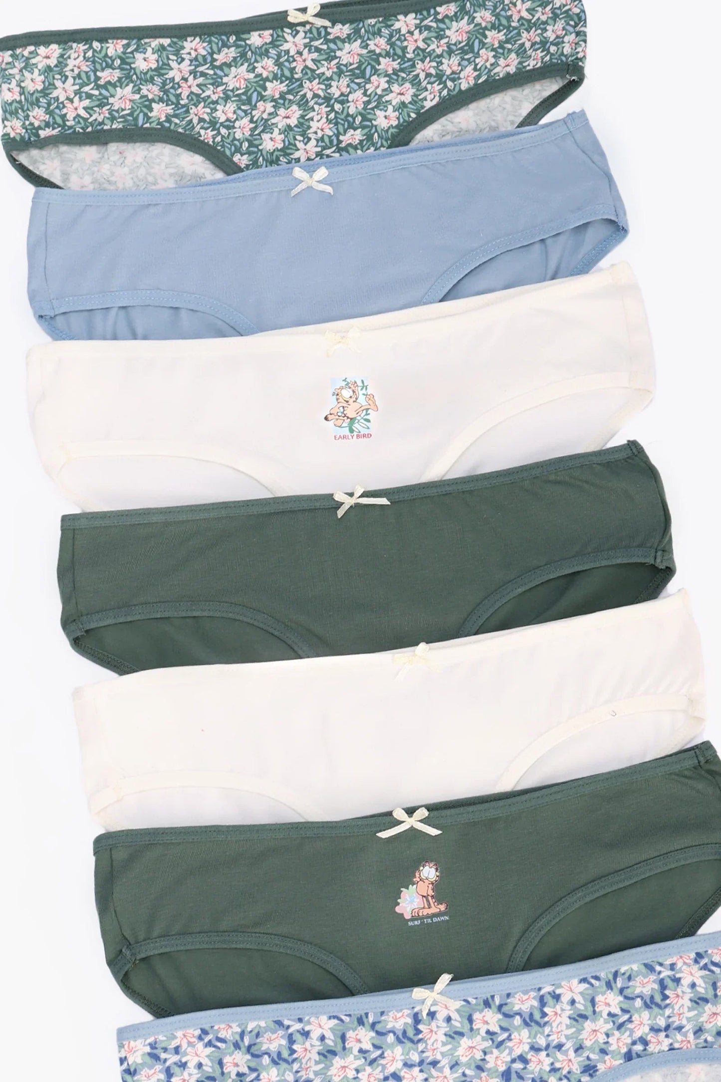 مجموعة من 7 سراويل بيكيني ملونة