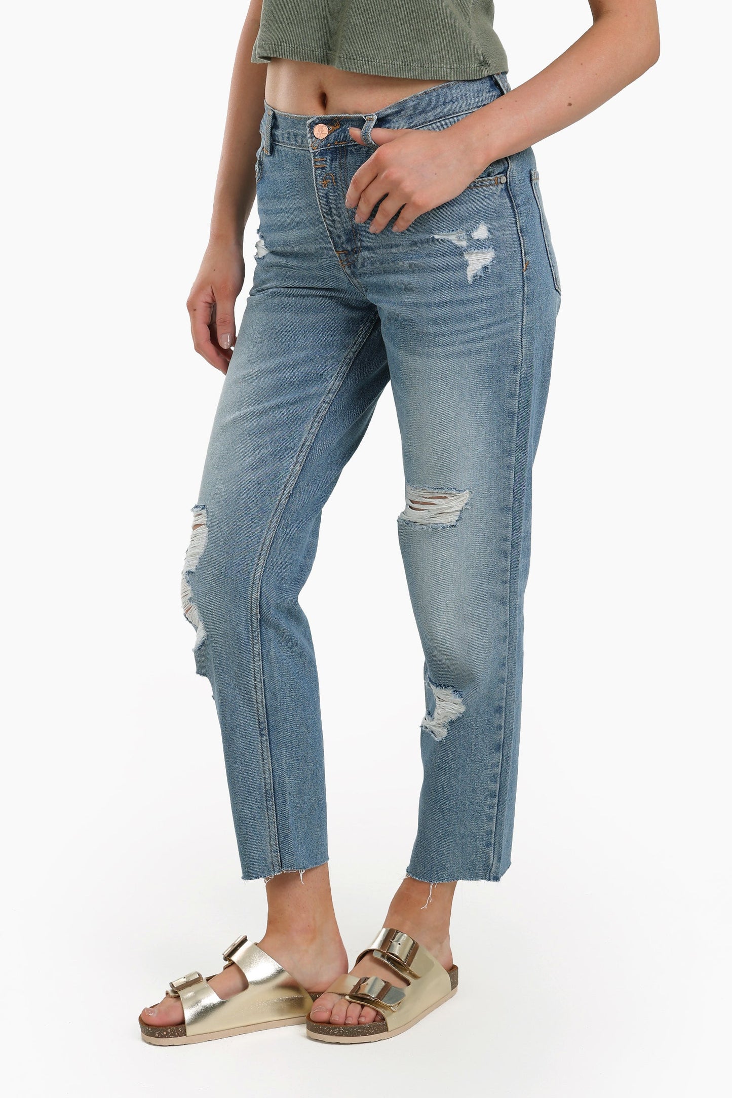 Unfinished Hem Ripped Jeans