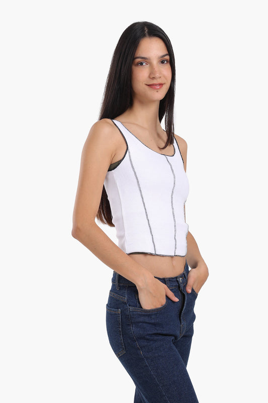 الجزء العلوي بتفاصيل غرزة متباينة