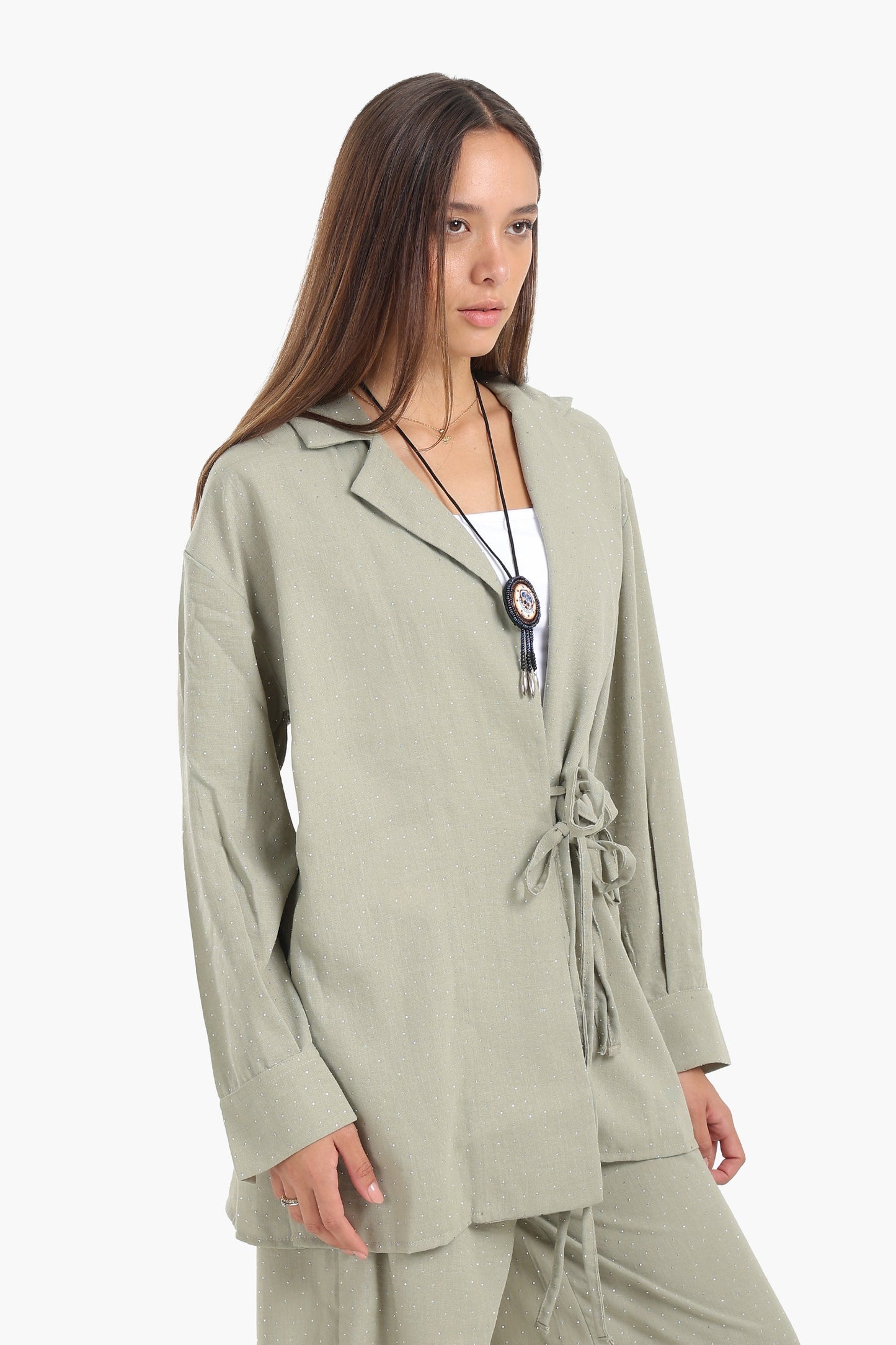 كارديجان بتصميم ملفوف ومرصع بالترتر