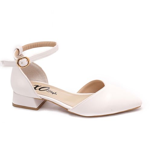 White Pointed Toecap Low Heel Shoes