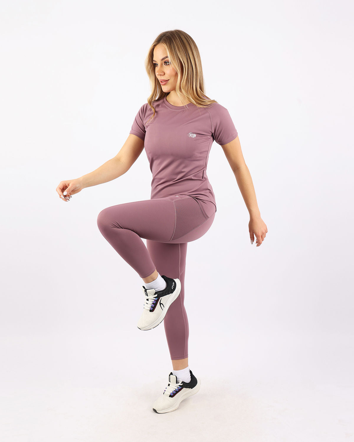 Aeroflex Breathable Women's Tee - تي شيرت Aeroflex النسائي القابل للتنفس