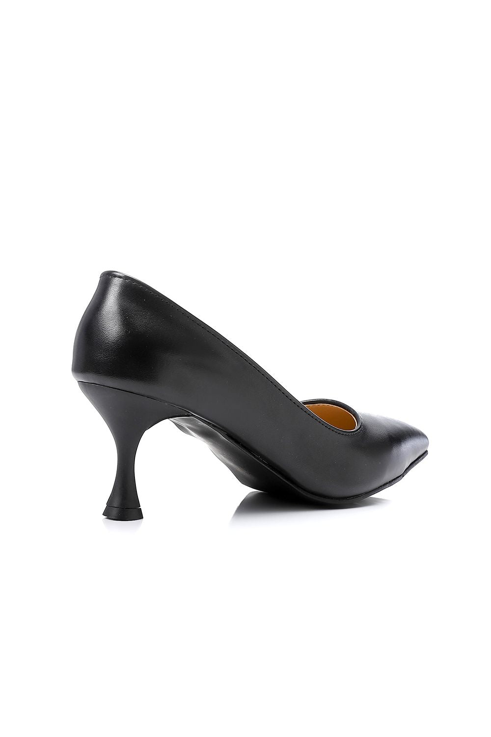 Fashionable Kitten Heeled Shoes
