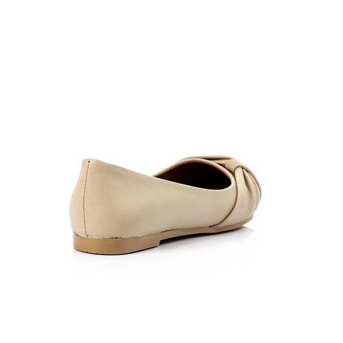 Beige Simple Flat Shoes