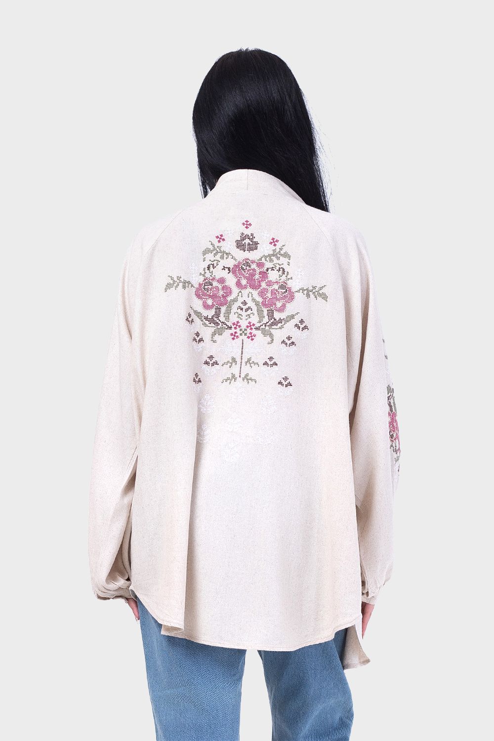 كيمونو عصري بأكمام طويلة