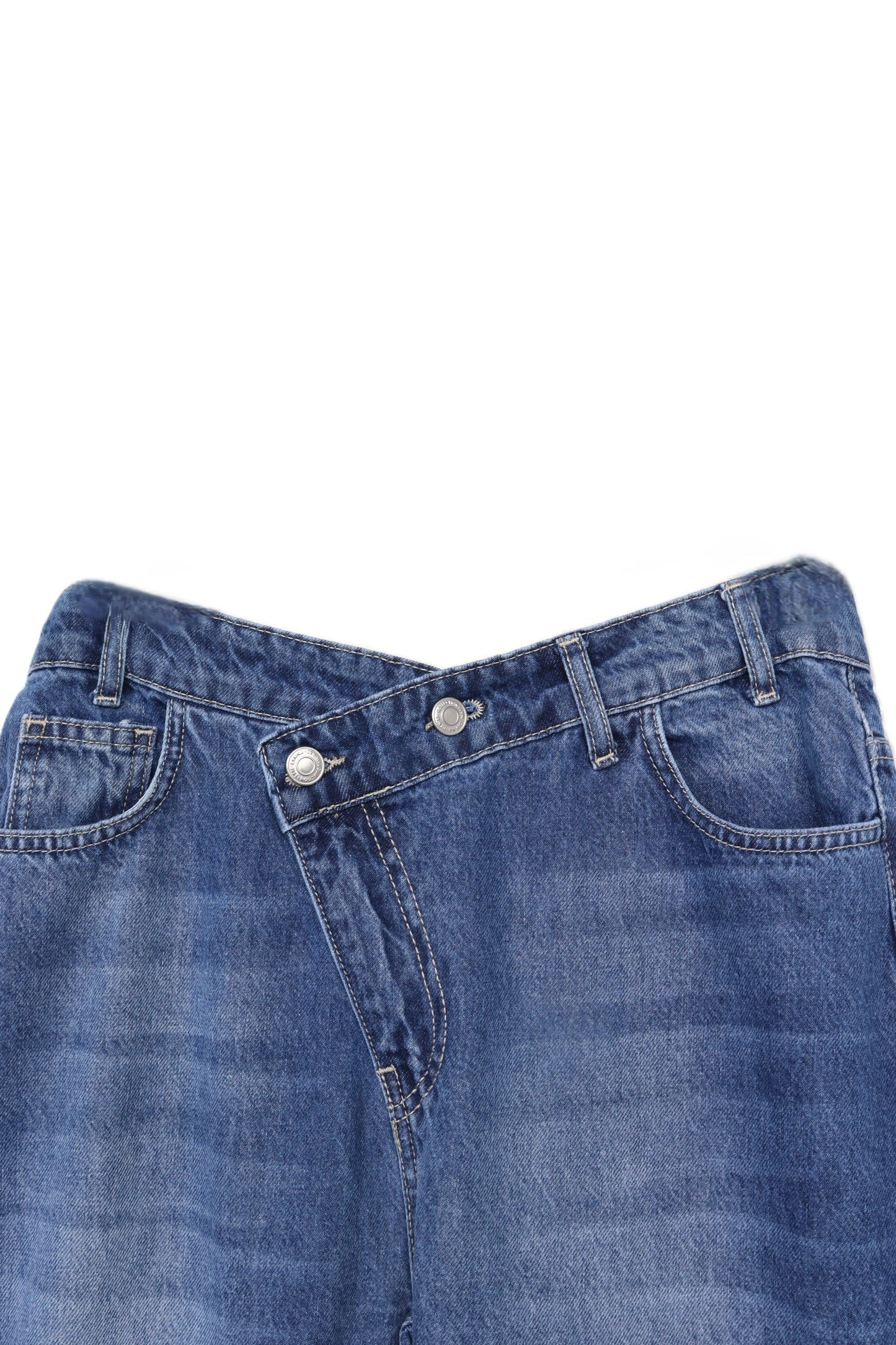 بنطال جينز مستقيم الساق بخصر مرتفع