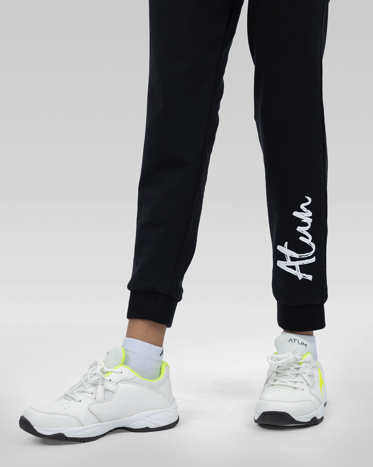 Simple and Smooth Girls Sweatpants