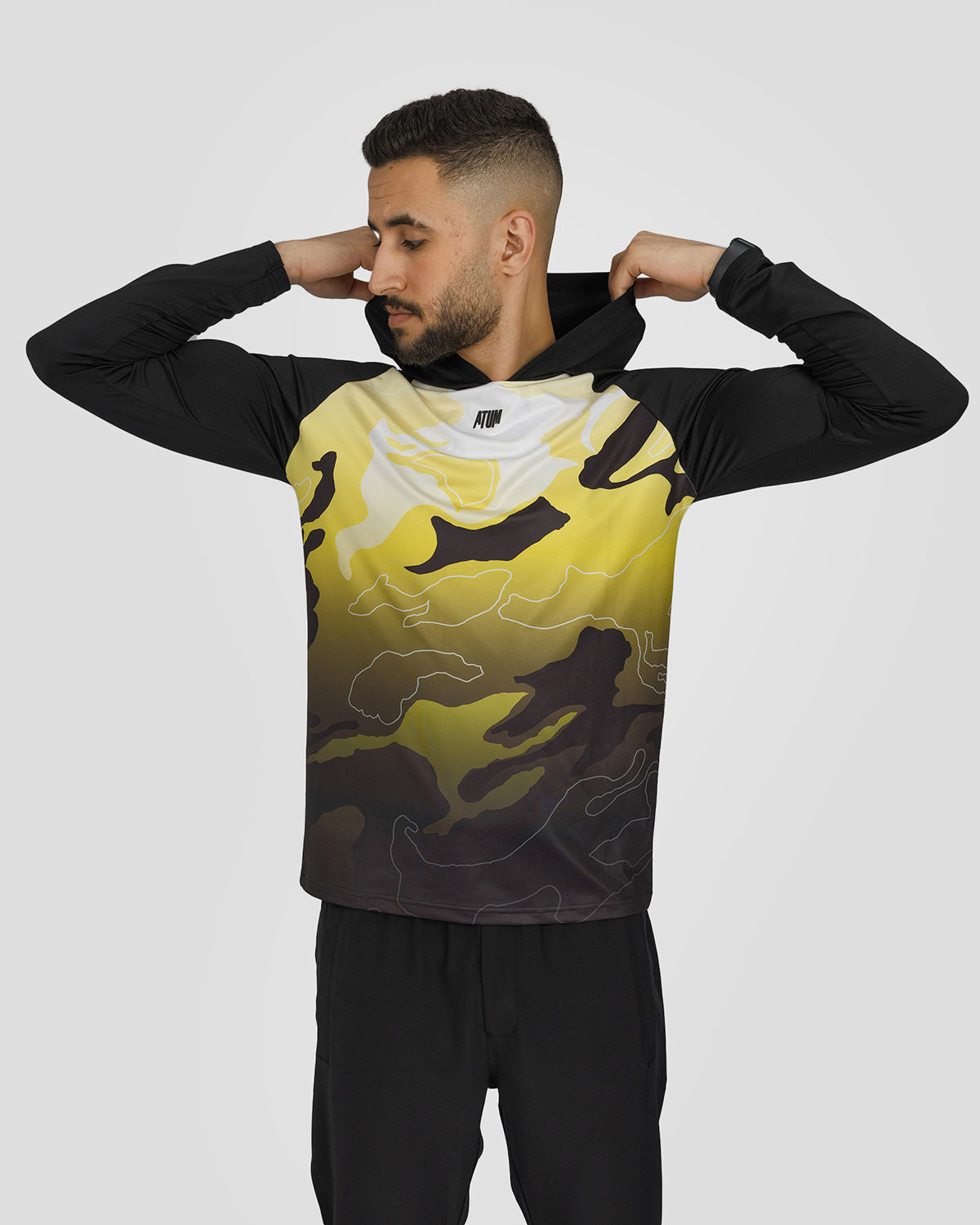 Training Long Sleeves Hooded T-shirt - تي شيرت تدريب بأكمام طويلة وغطاء للرأس