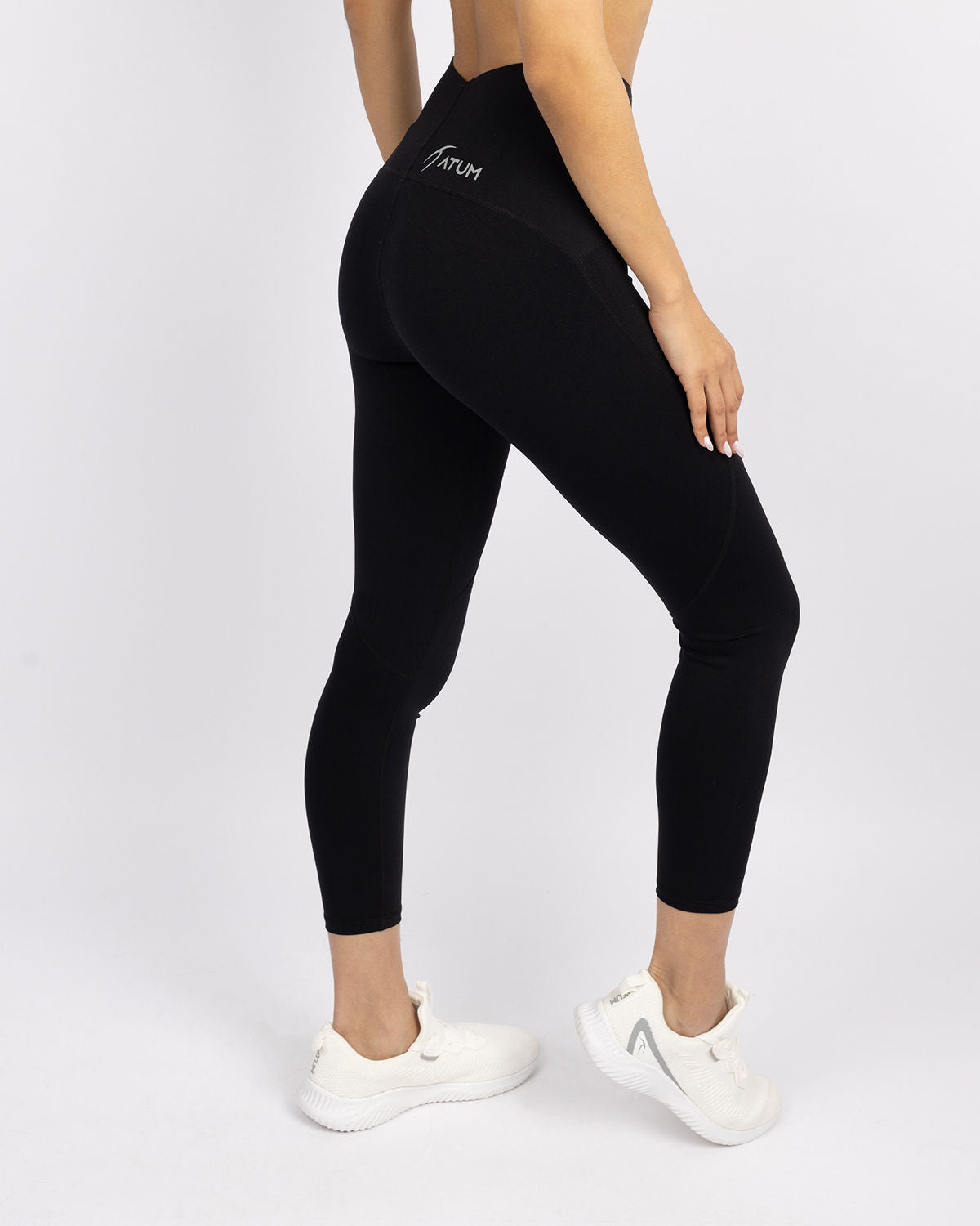 Black Premium High-Waisted Leggings - بنطال ضيق أسود عالي الخصر