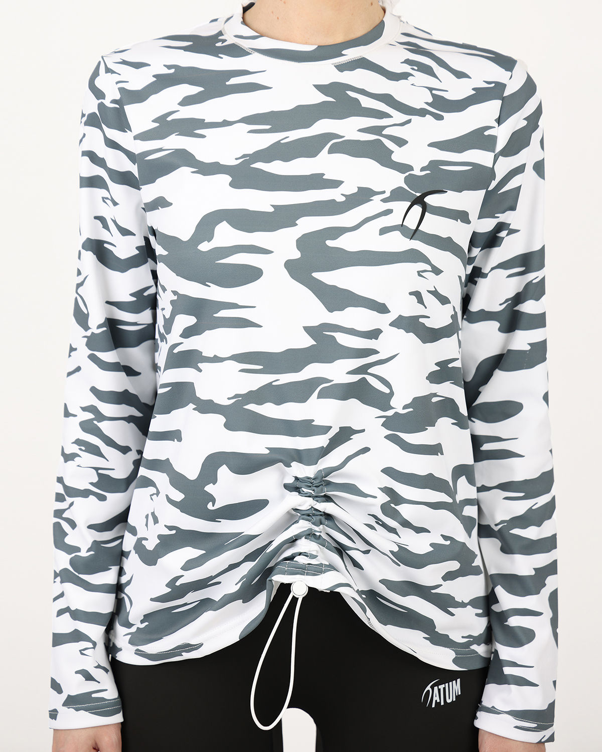 Cinchable Long-Sleeve T-Shirt - تي شيرت بأكمام طويلة قابل للربط