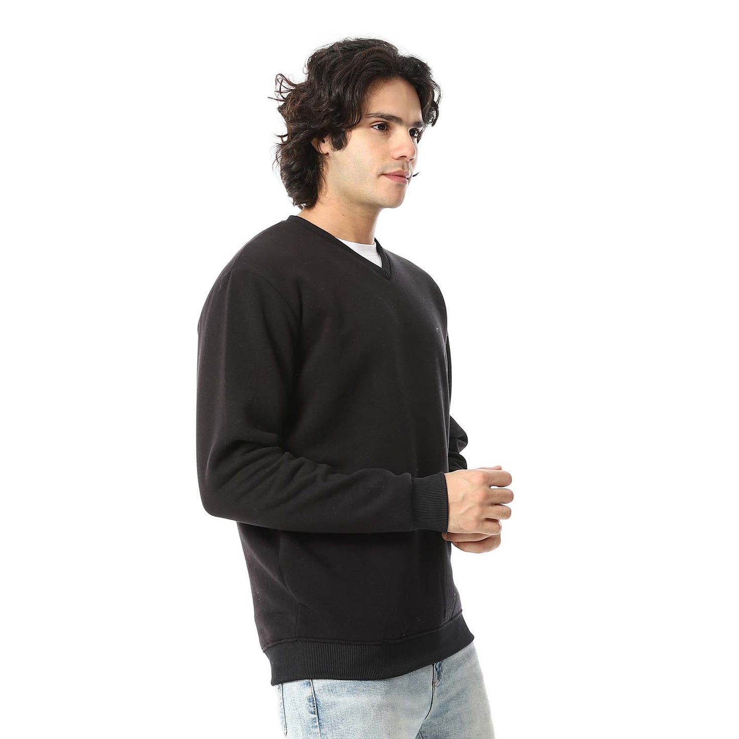 Casual V-Neck Sweatshirt - سويت شيرت كاجوال برقبة V