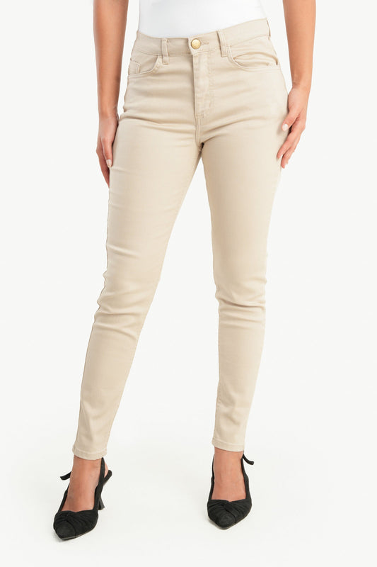 جينز ضيق بخمسة جيوب