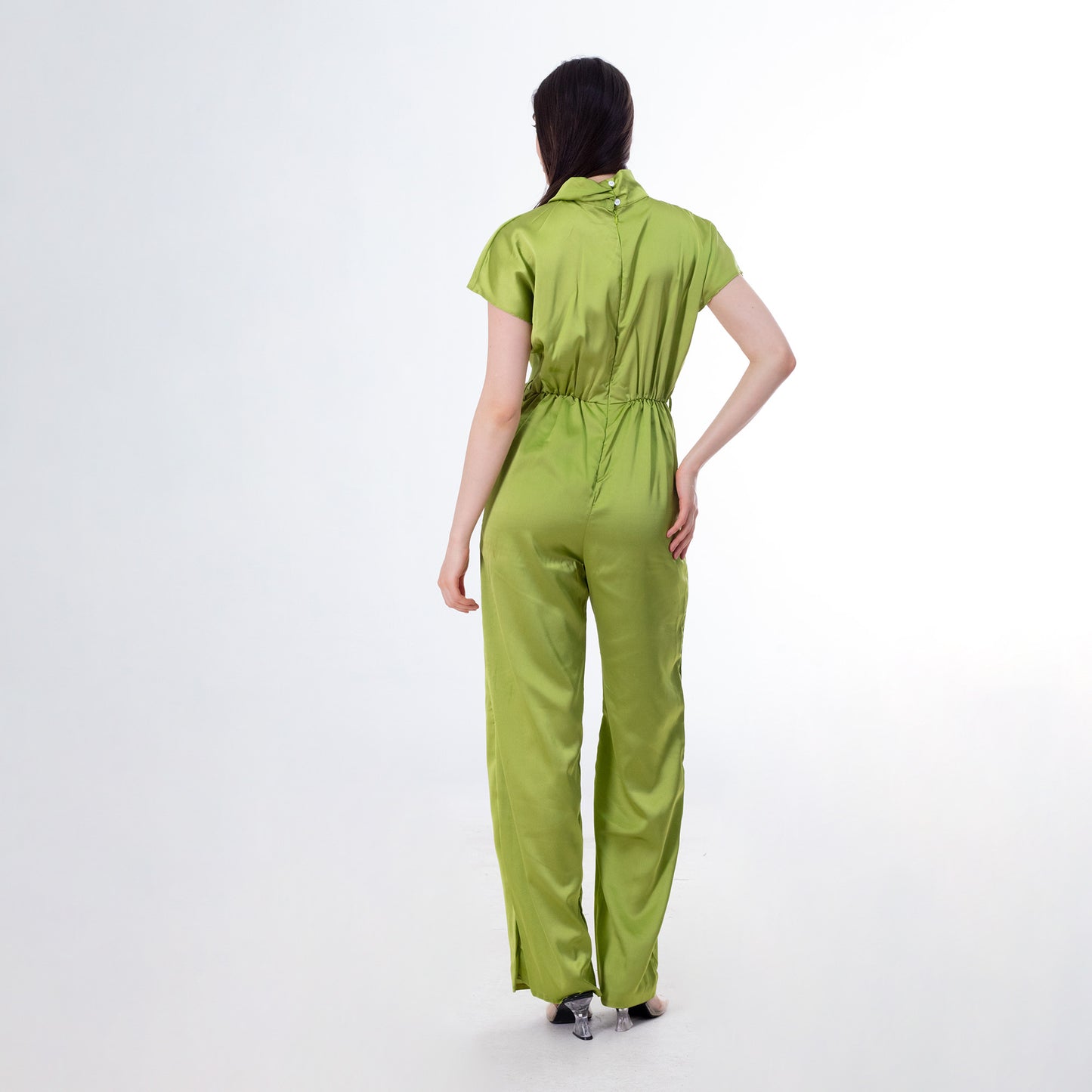 Apple Green Shiny Satin Jumpsuit - جمبسوت ساتان لامع باللون الأخضر التفاحي