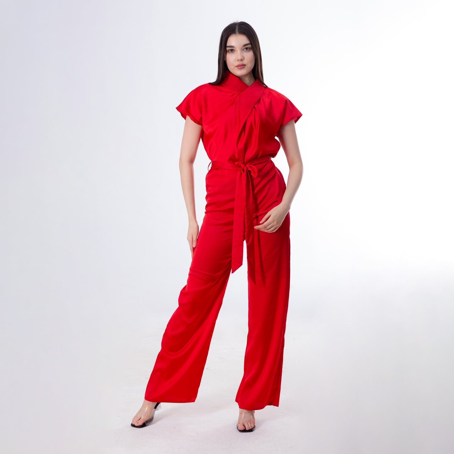 Red Shiny Satin Jumpsuit - جمبسوت من الساتان الأحمر اللامع