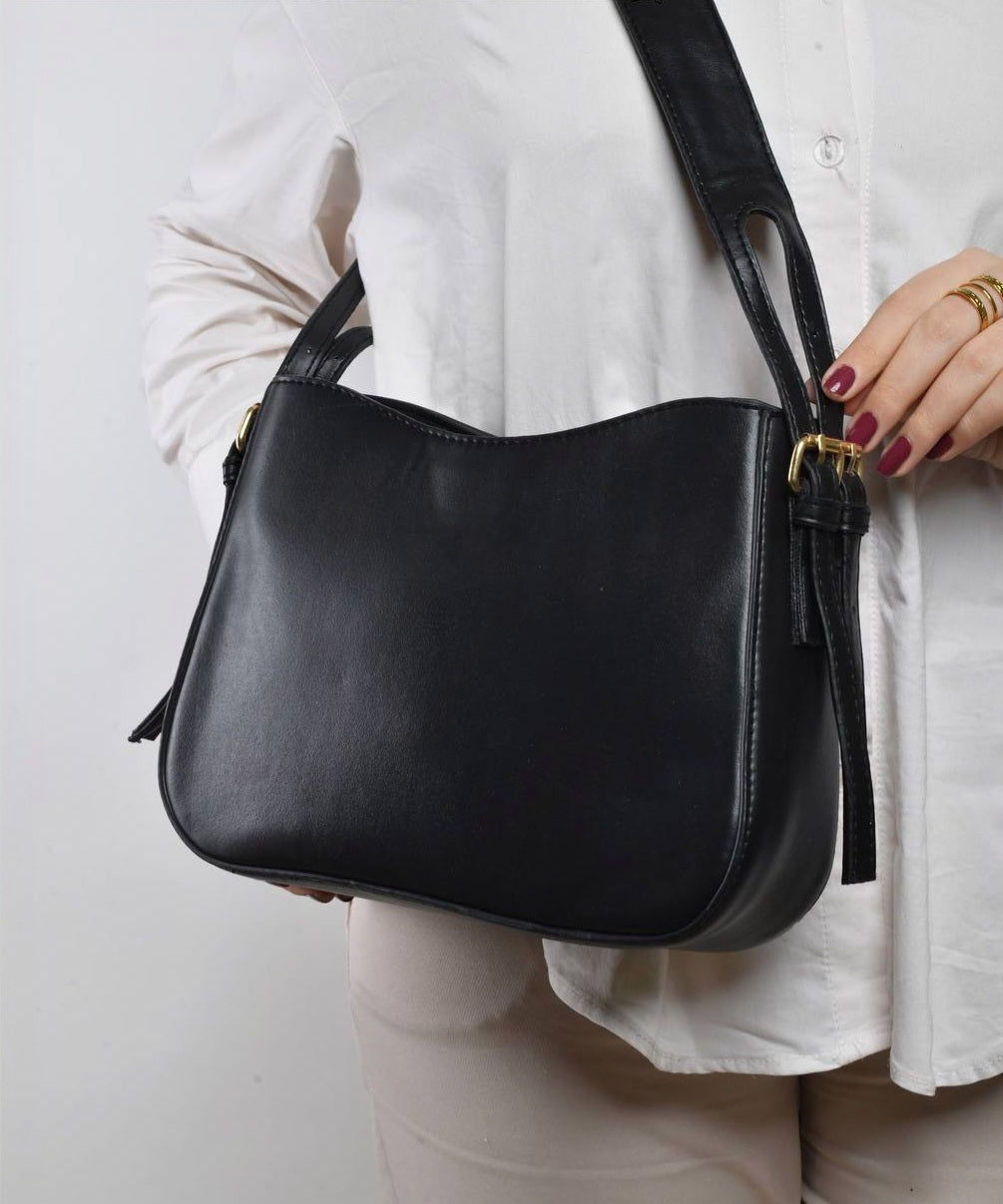 Black Plain Shoulder Bag