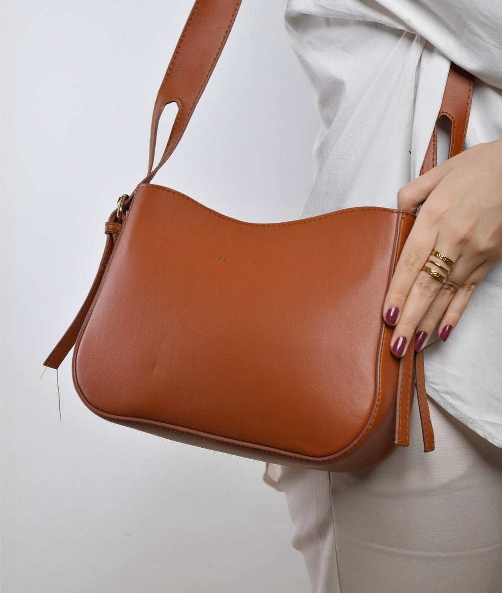 Havana Plain Shoulder Bag - حقيبة كتف هافانا سادة