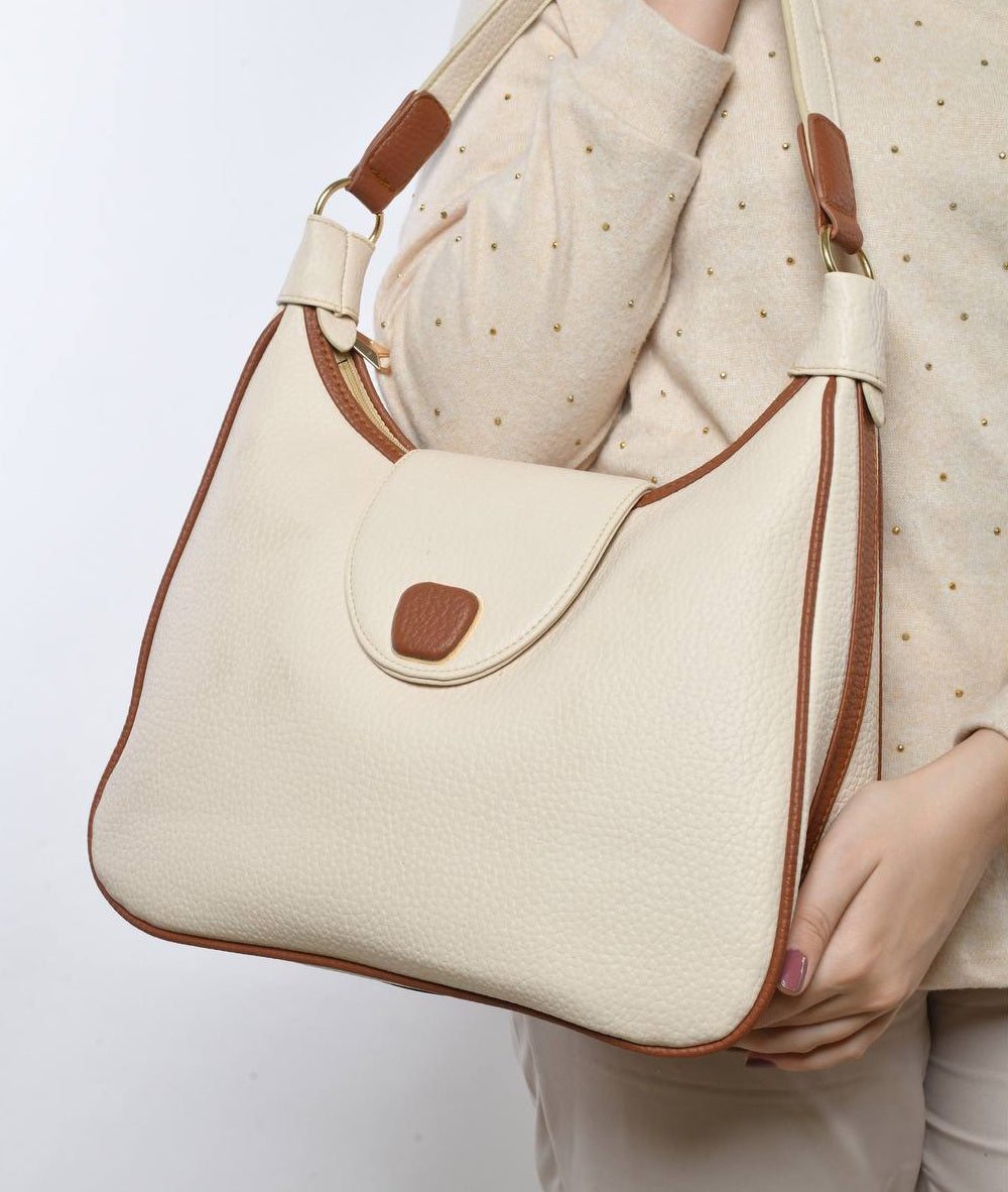 Plain Shoulder Bag - حقيبة كتف عادية