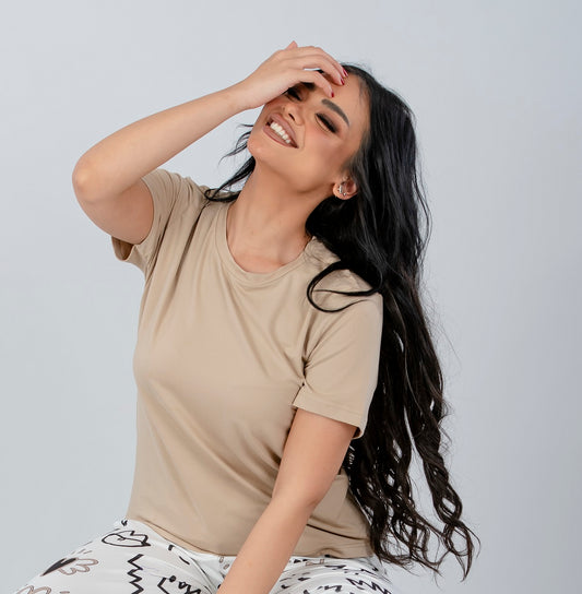 تي شيرت أساسي سادة بلون القهوة الفاتحة