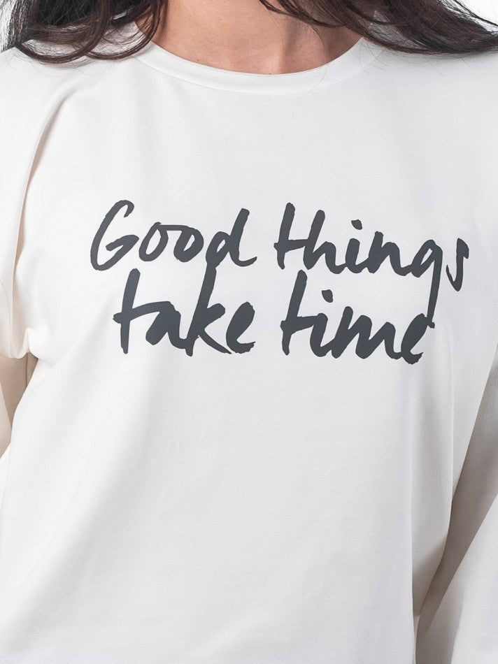 White "Good Things Take Time" Printed T-Shirt - تي شيرت أبيض مطبوع عليه عبارة "الأشياء الجيدة تستغرق وقتًا"