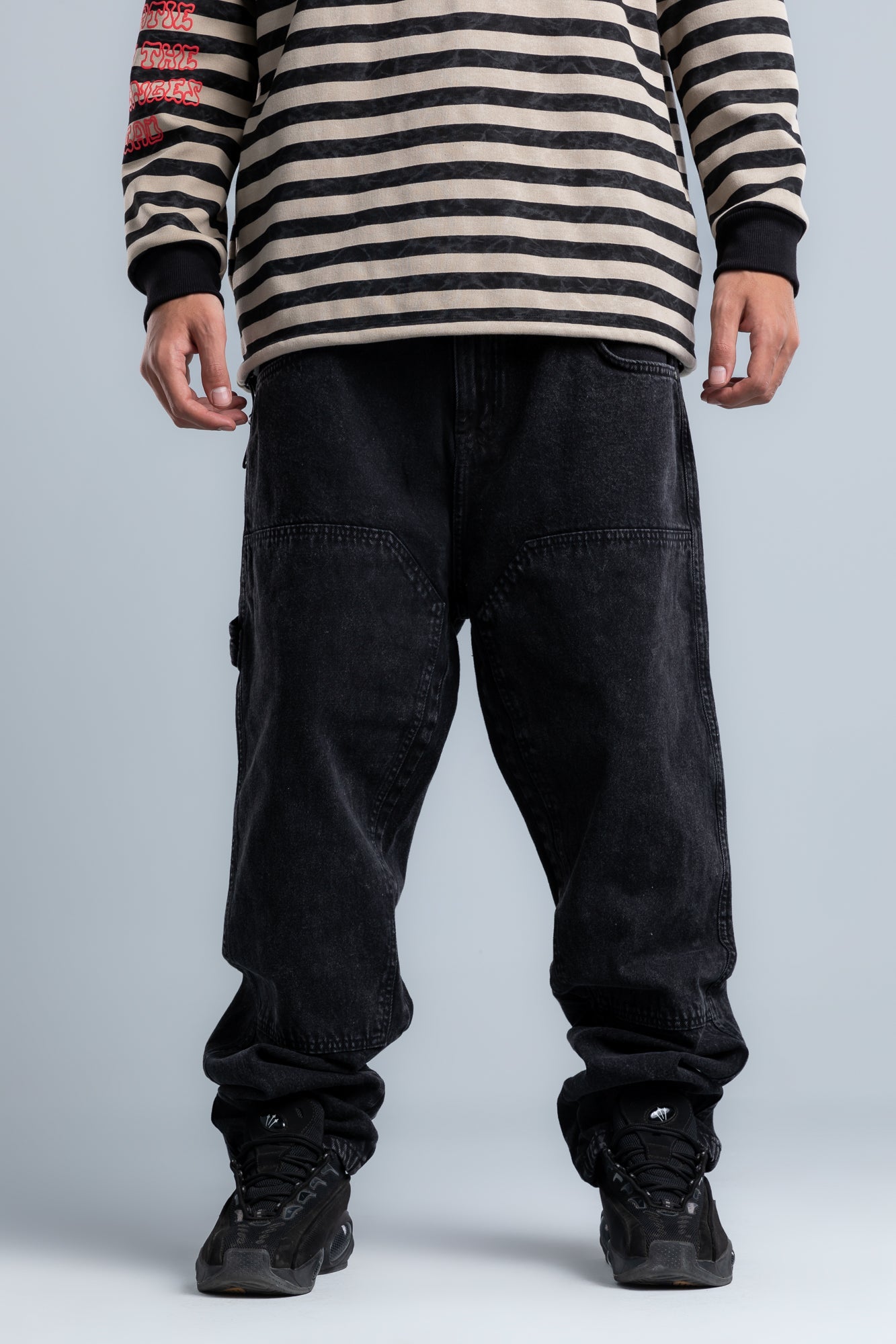 Black Back Pockets Straight Leg Jeans