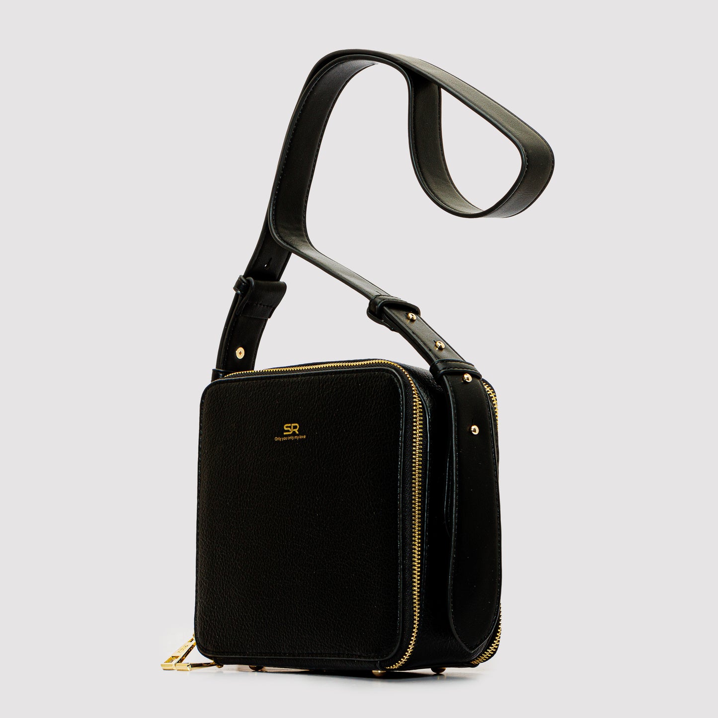 حقيبة كروس جلدية مربعة الشكل