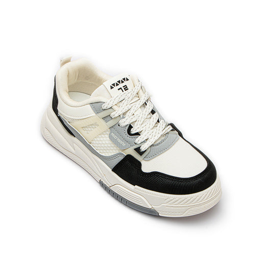 أحذية رياضية مسطحة مريحة