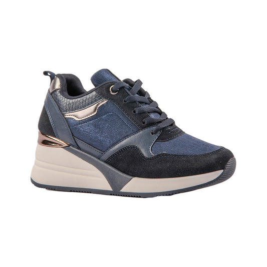 أحذية رياضية مريحة بكعب