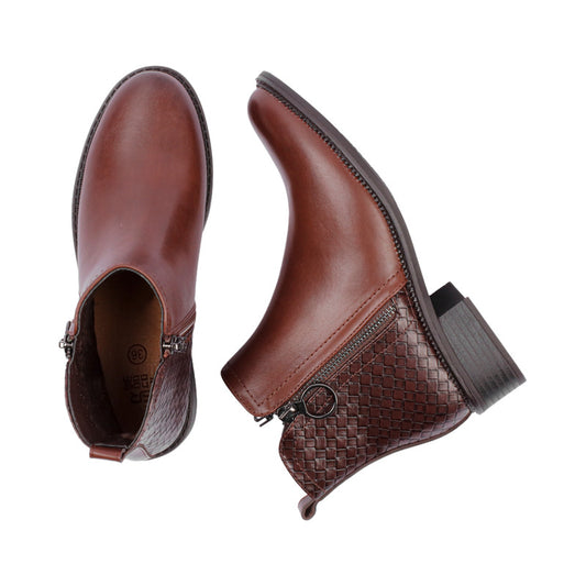 حذاء نصف بوت جلدي بسحاب من الجانبين