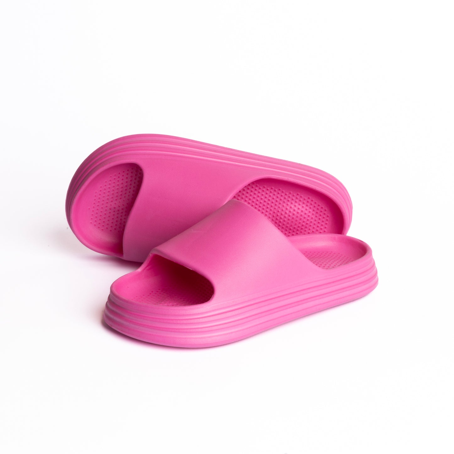 Comfy Solid Slippers for Girls - نعال مريحة ومتينة للبنات