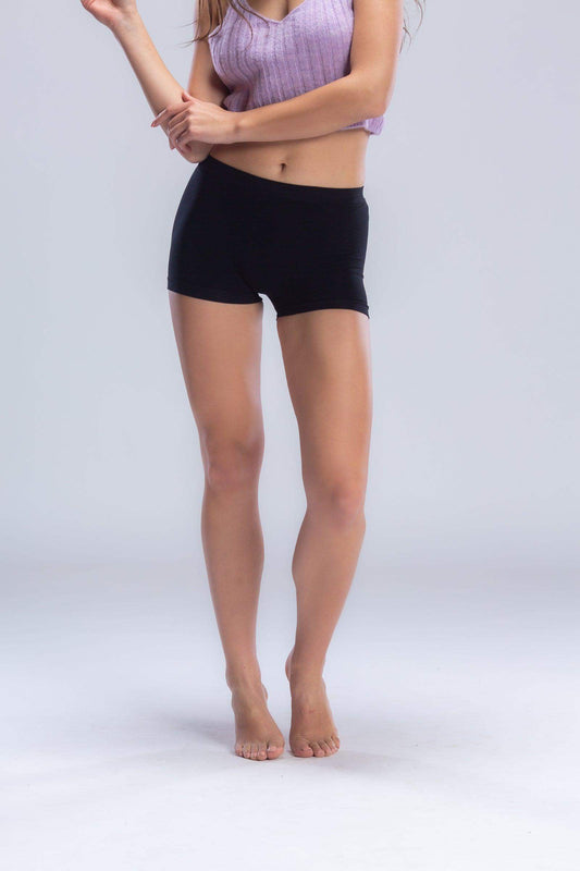 شورت قصير من الألياف الدقيقة الأساسية