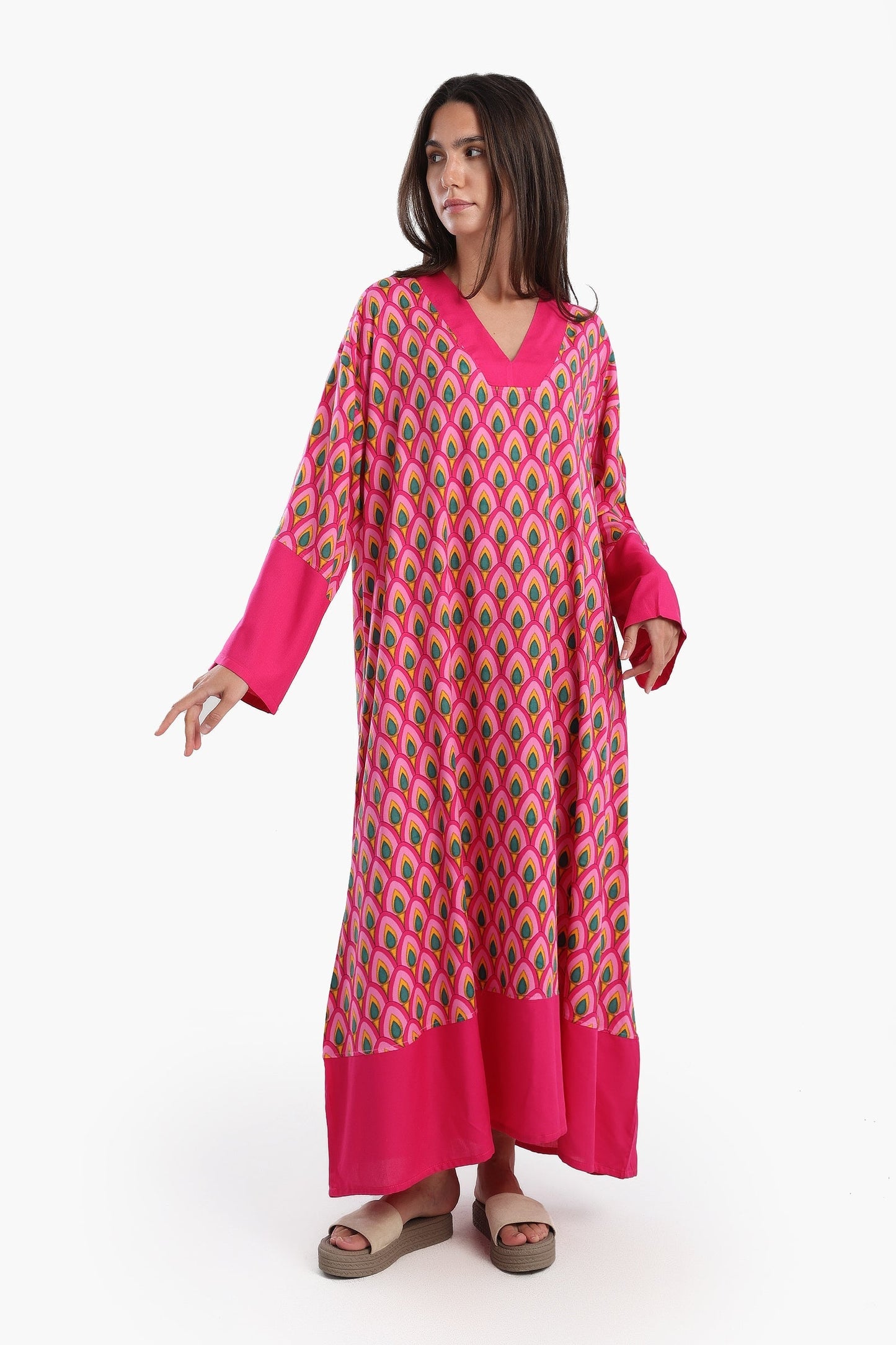 فستان كبير الحجم مطبوع بالكامل