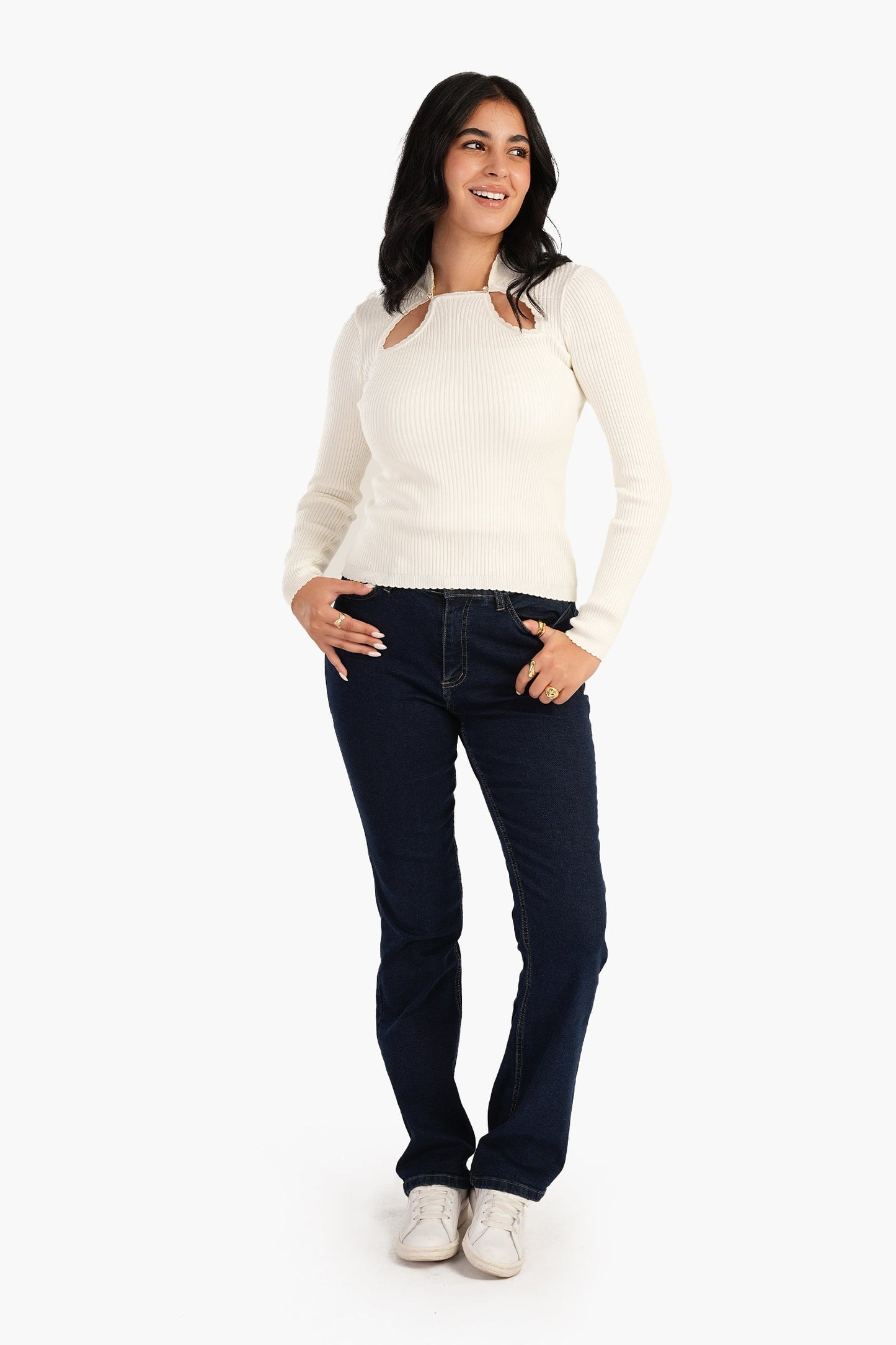 الجزء العلوي مضلع مقطوع