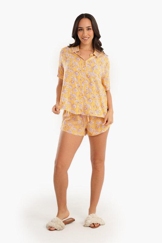 طقم بيجاما ملون بجيوب كاملة