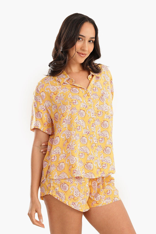 طقم بيجاما ملون بجيوب كاملة