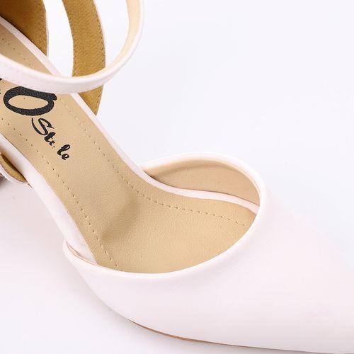 White Pointed Toecap Heeled Shoes