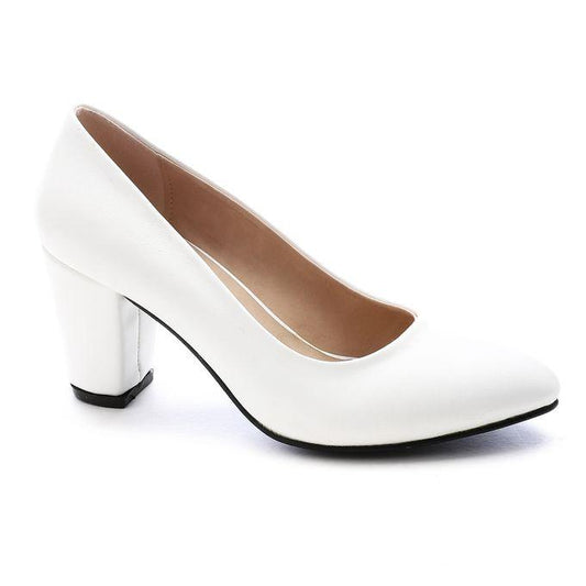 حذاء بكعب عالي