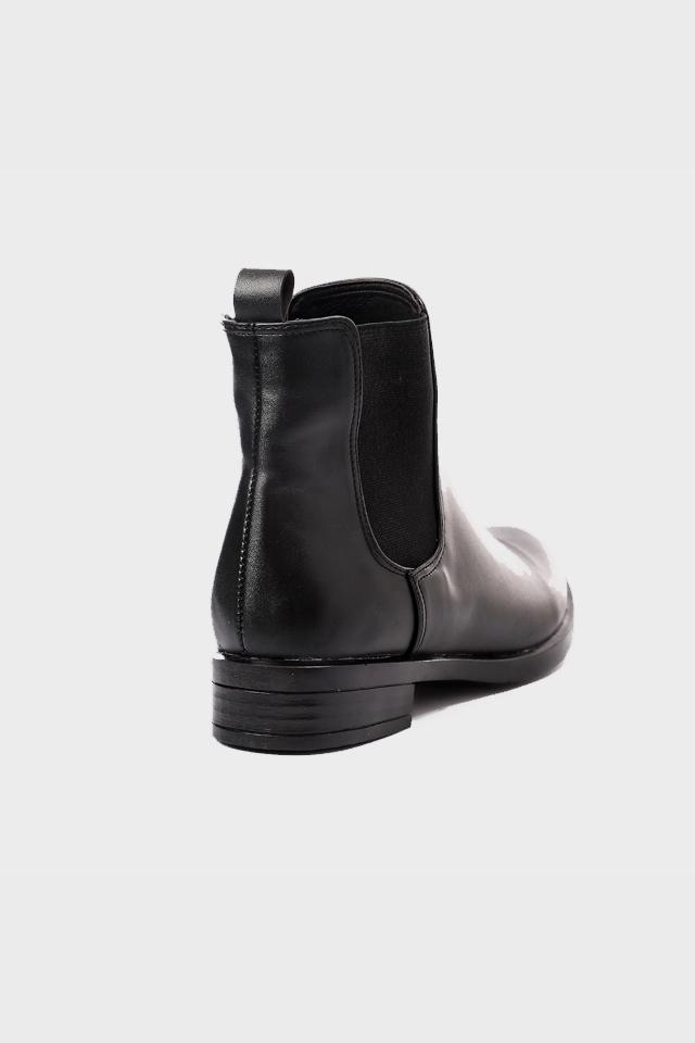 Black Pull-on Leather Ankle Boot